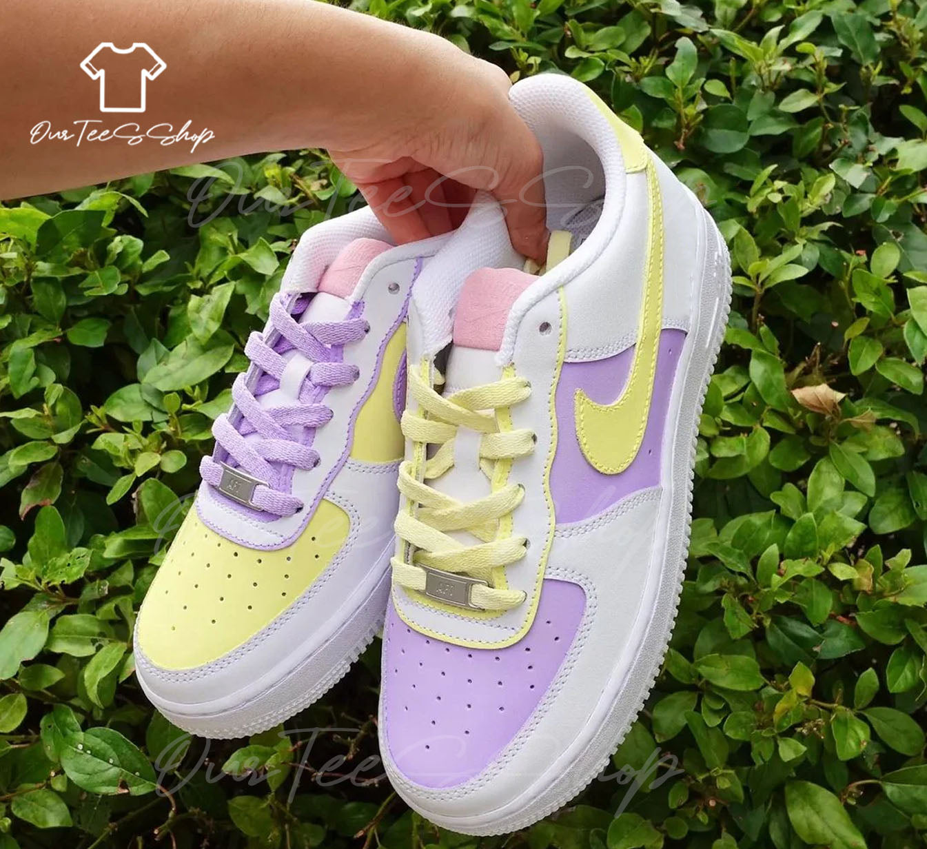 Custom Air Force 1 Yellow & Purple Sneakers