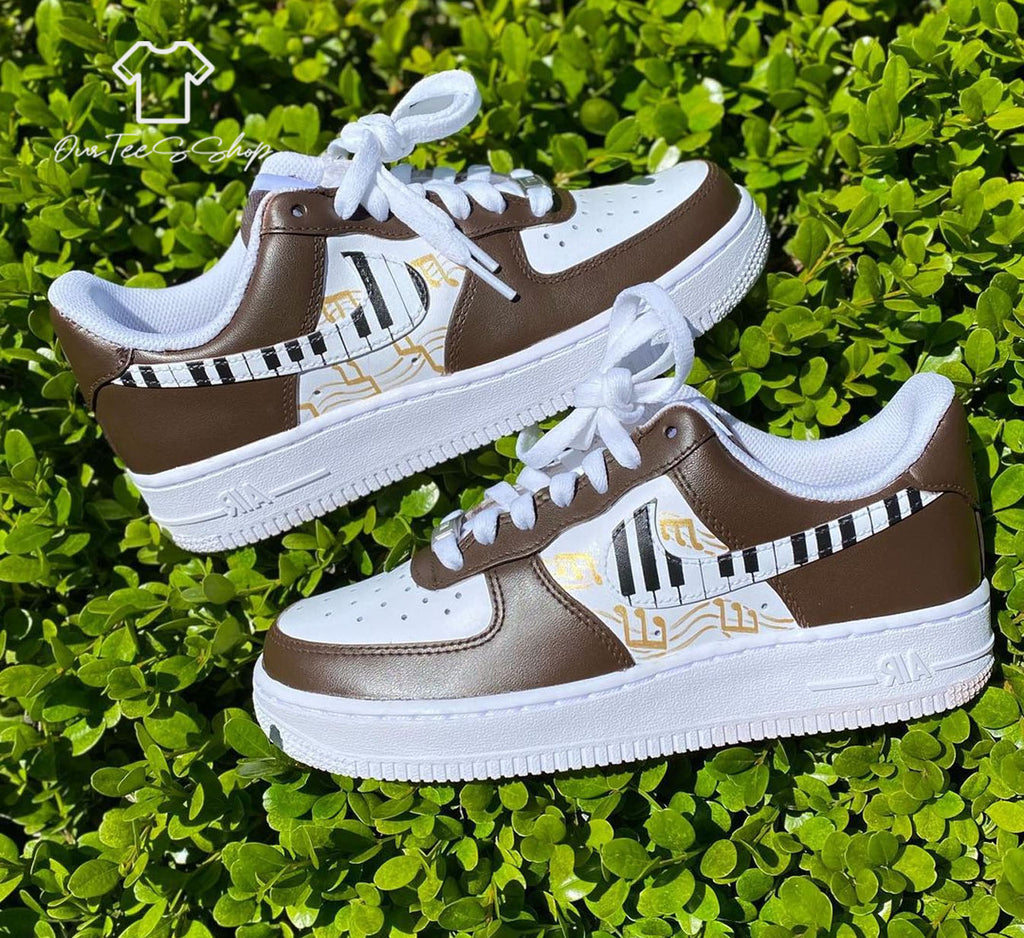 Custom Air Force 1 Brown Notes Sneakers